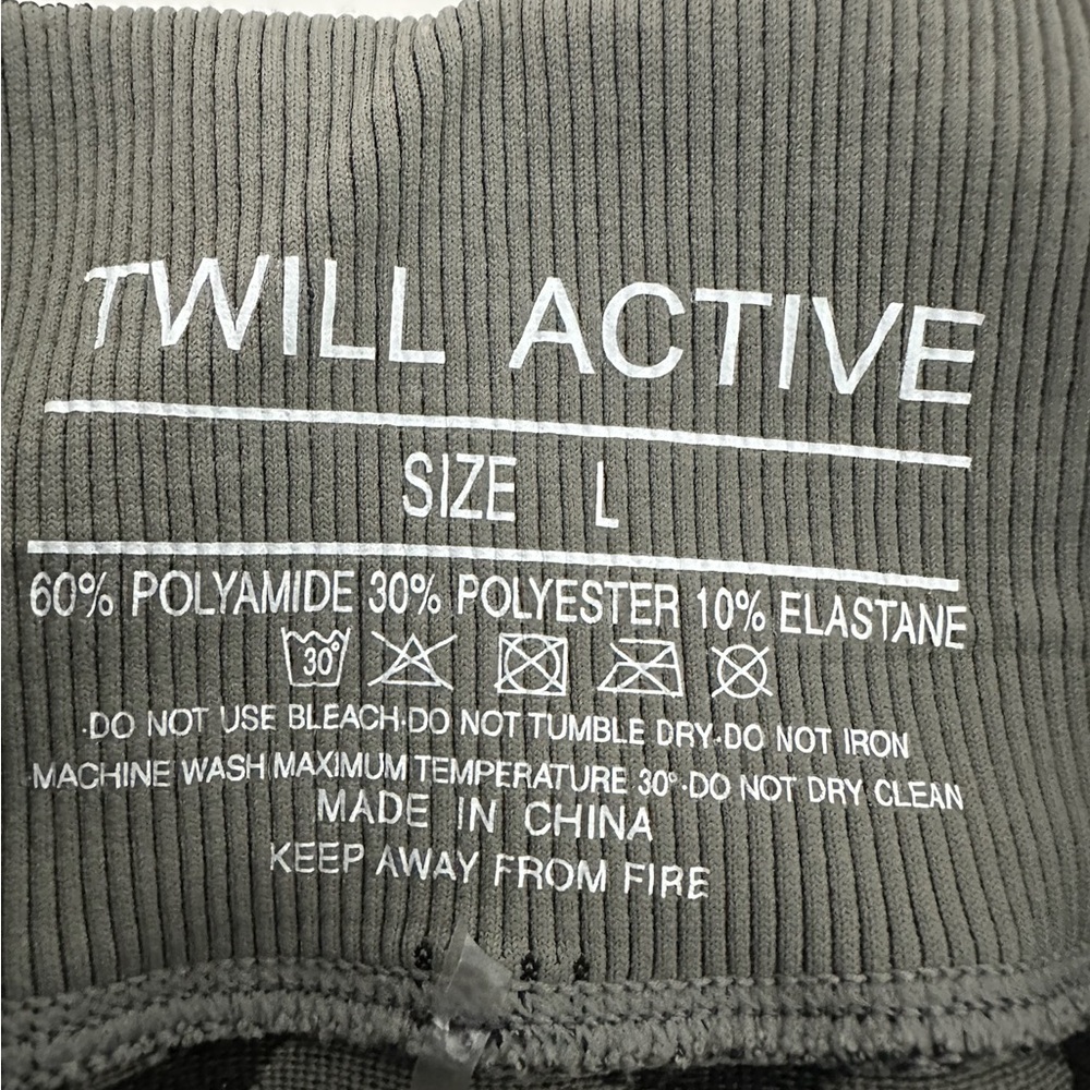 Twill Active Tie Waist Seamless Shorts Grey Leopard Print High Waist Size Large - Picture 3 of 11